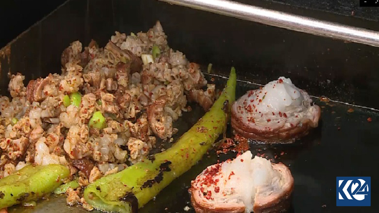 ساندویچ کوکورچ غذای خیابانی رایج در دیاربَکر